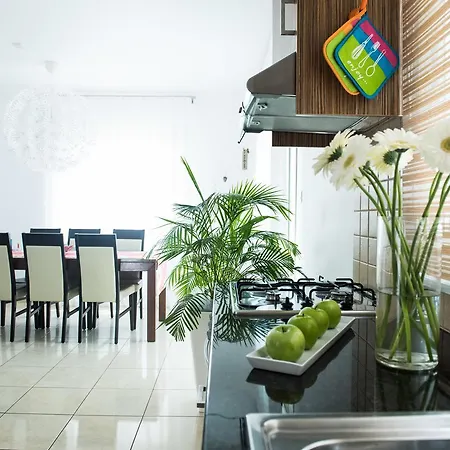 Green Bay Villas أيا نابا